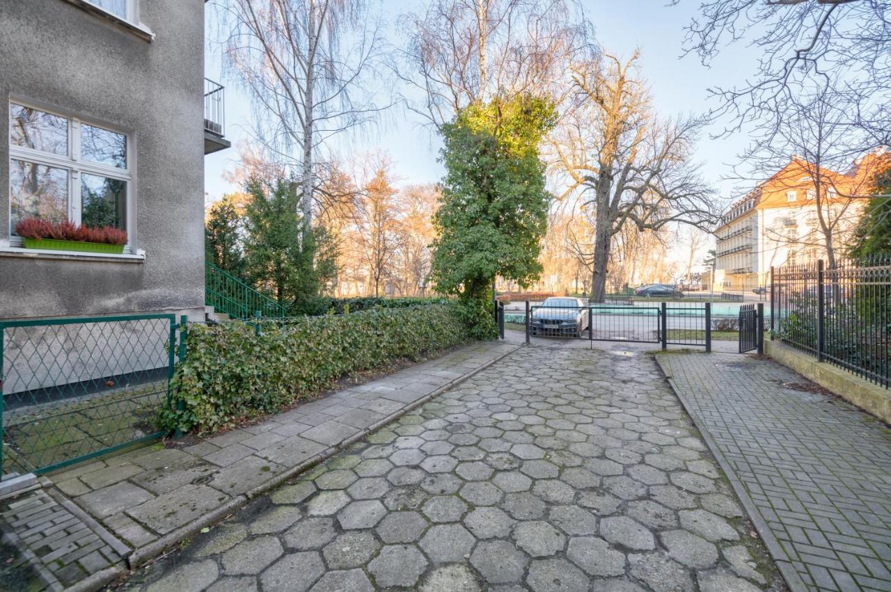 Dom & House - Apartamenty Kamienica Sopocka 150 Metrow Od Plazy Сопот Екстер'єр фото